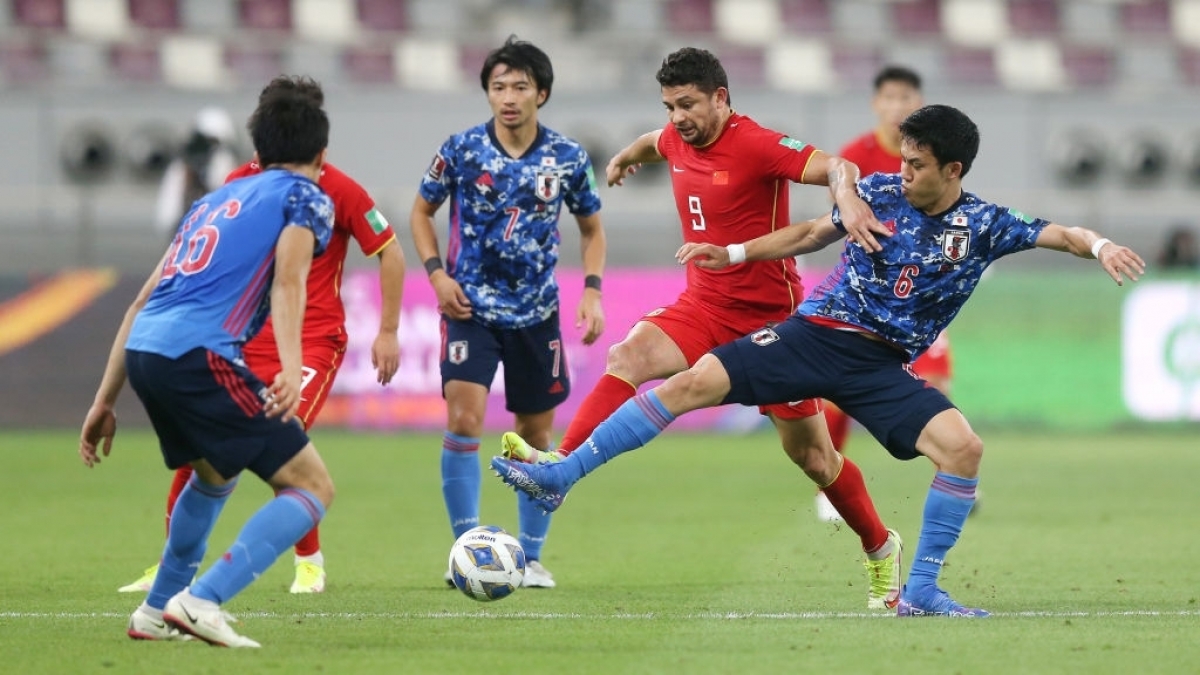 Nhật Bản gây sức ép nghẹt thở lên đối thủ Trung Quốc từ đầu trận đấu
