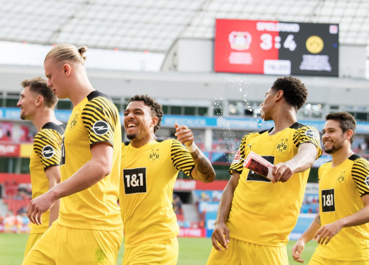 Besiktas để thua Dortmund với tỷ số 1-2 ngay trên sân nhà